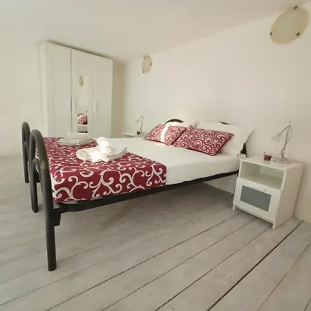 La Casa Di Carla Apartment *